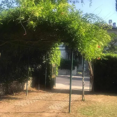 L12 Con Giardino Privato * Ancona