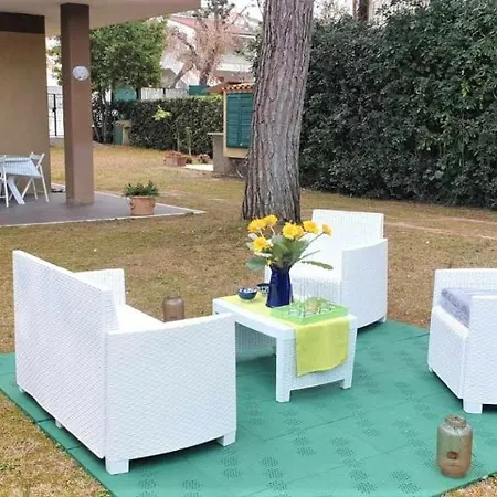 L12 Con Giardino Privato